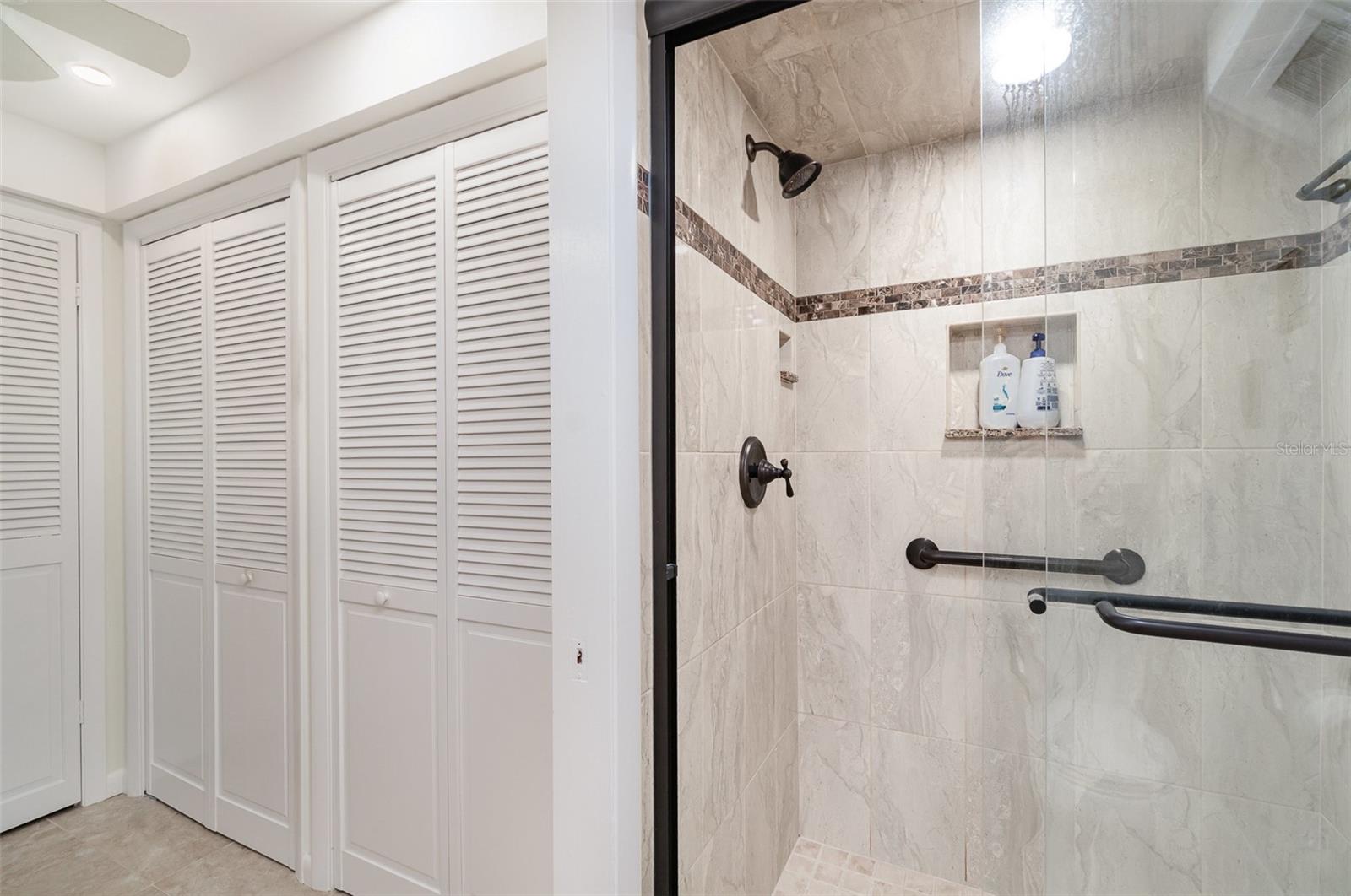 1 COLONY POINT DR #B20, PUNTA GORDA, FL, 33950