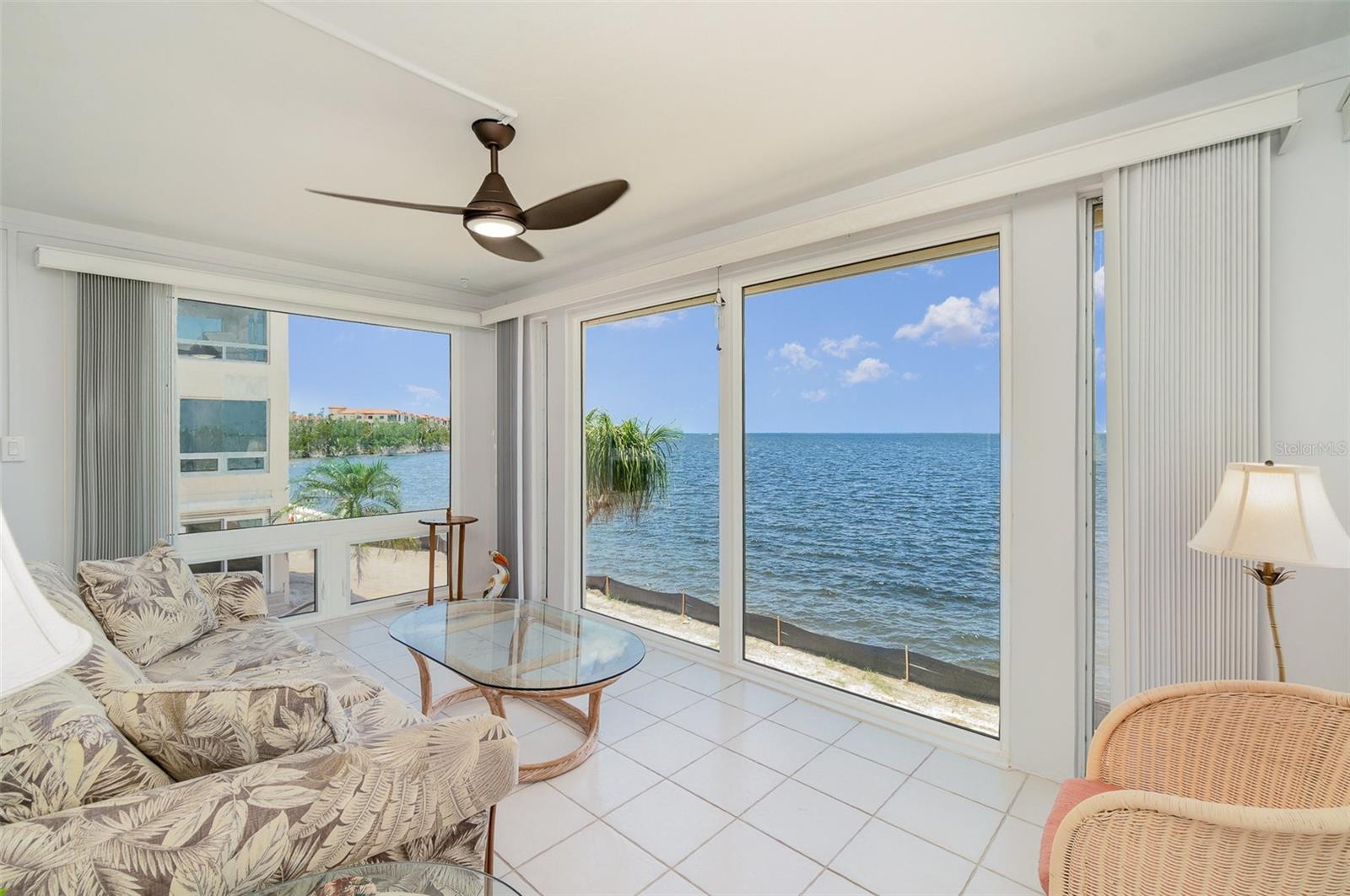 1 COLONY POINT DR #B20, PUNTA GORDA, FL, 33950