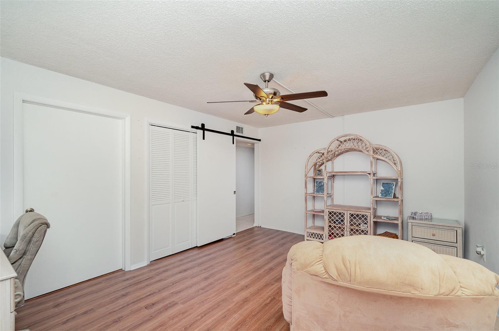 1 COLONY POINT DR #B20, PUNTA GORDA, FL, 33950