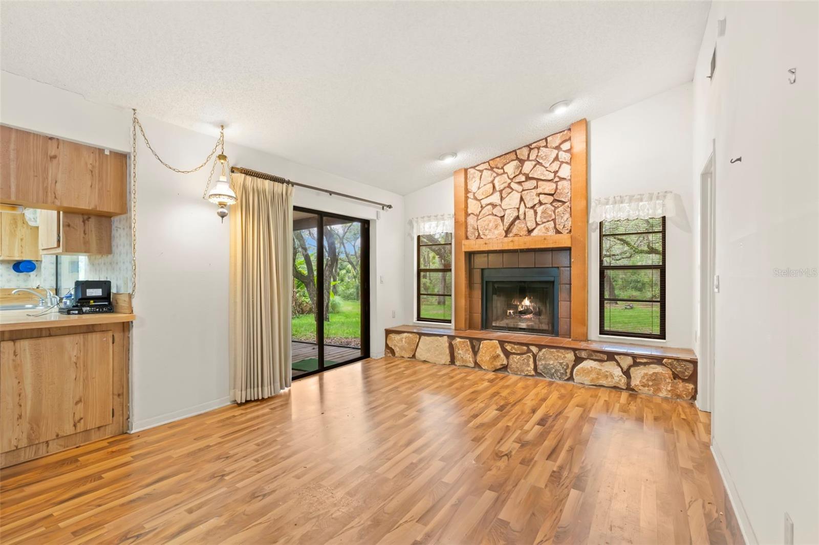 56 BAY WOODS DR, SAFETY HARBOR, FL, 34695