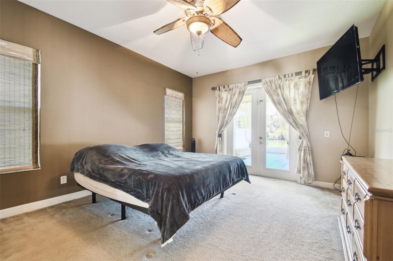 7246 BUCKS FORD DR, RIVERVIEW, FL, 33578