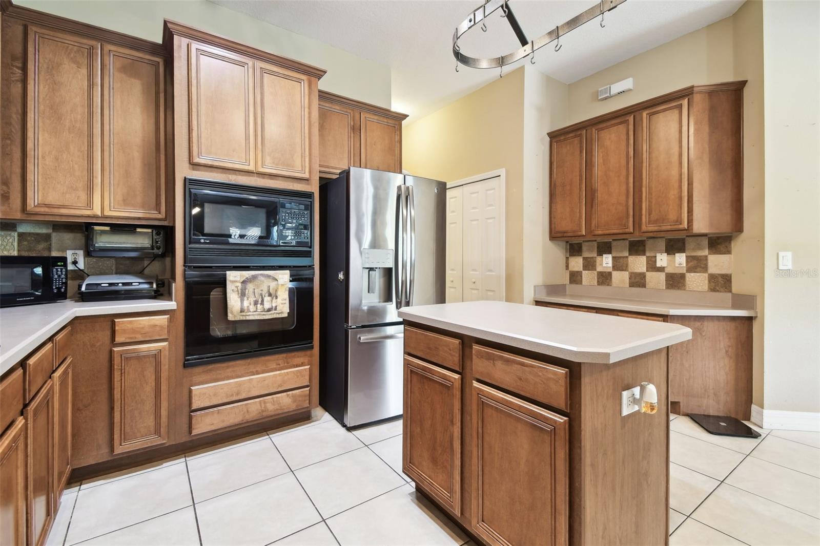 7246 BUCKS FORD DR, RIVERVIEW, FL, 33578