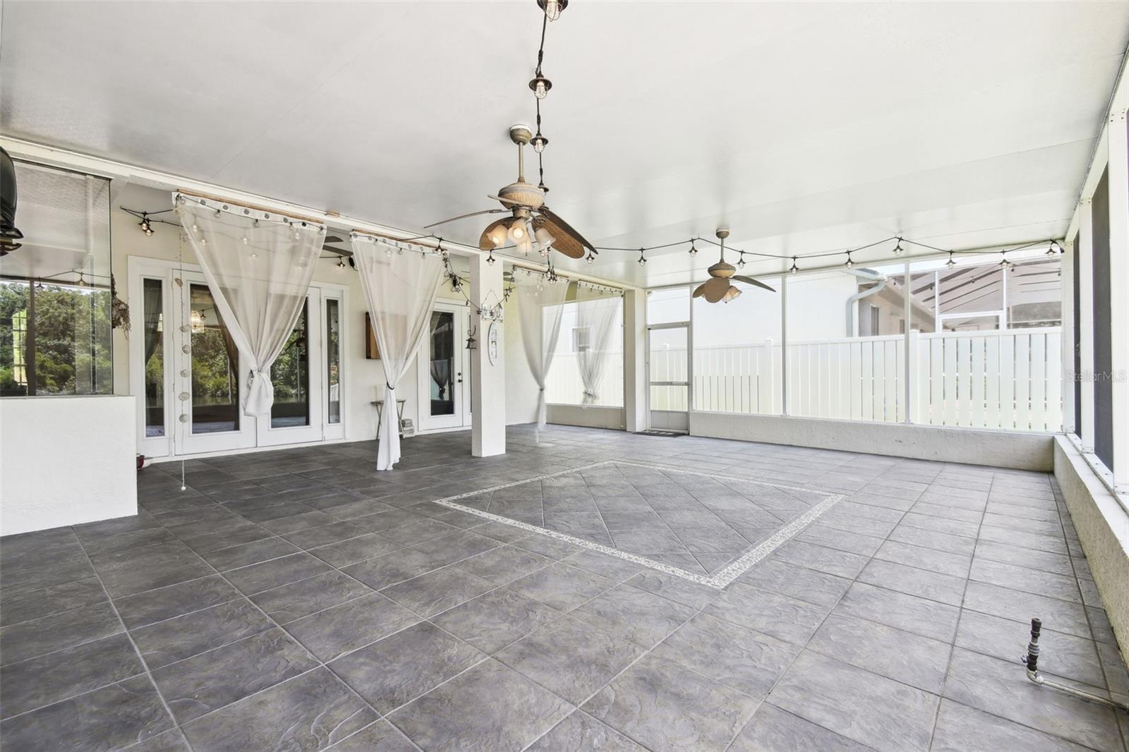 7246 BUCKS FORD DR, RIVERVIEW, FL, 33578