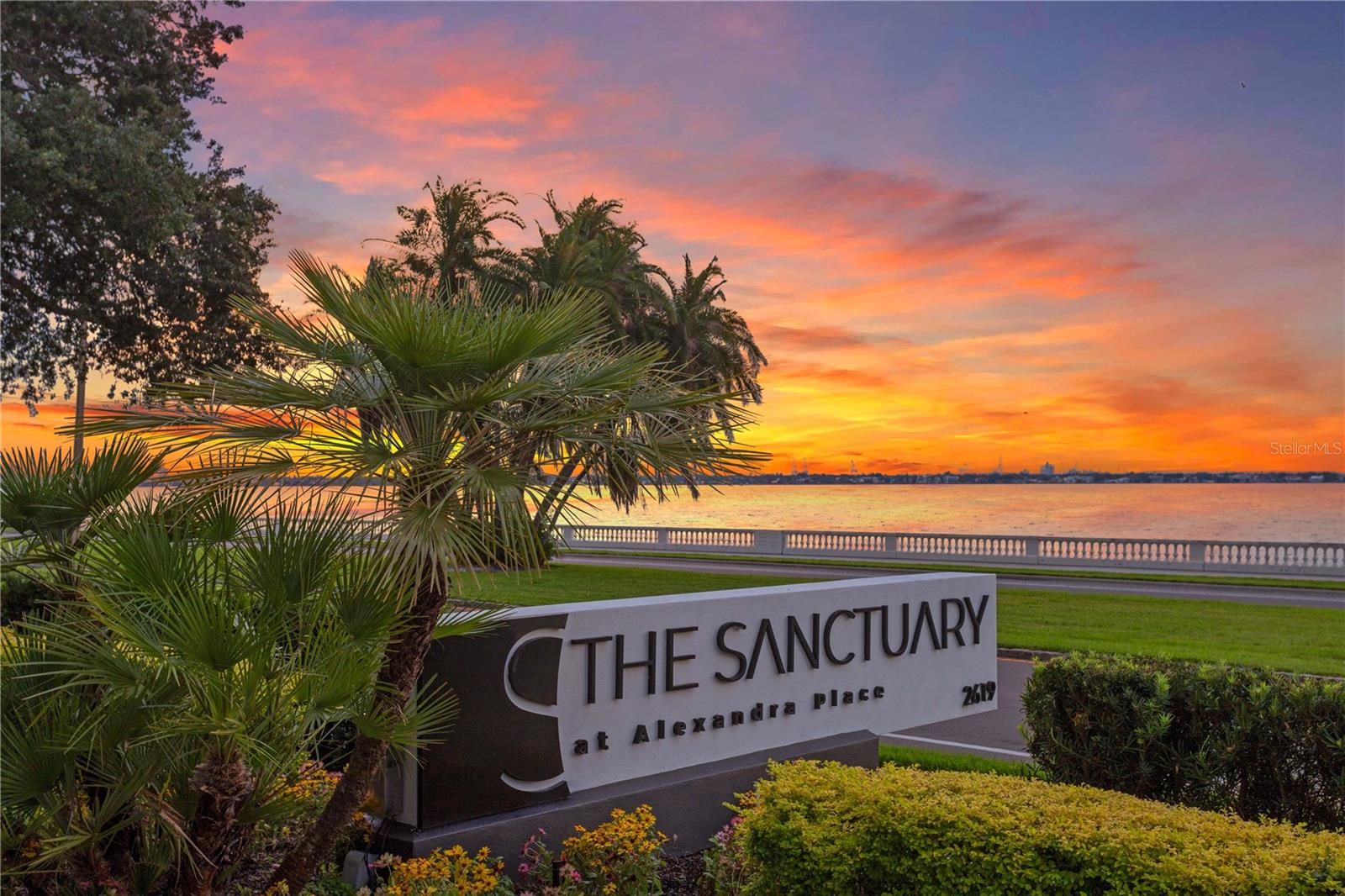 TB8390929 Property Photo