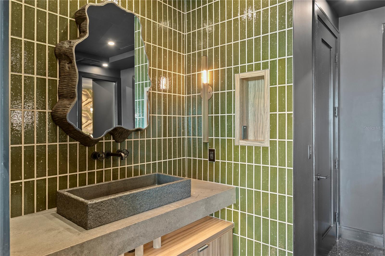 TB8390929 Property Photo