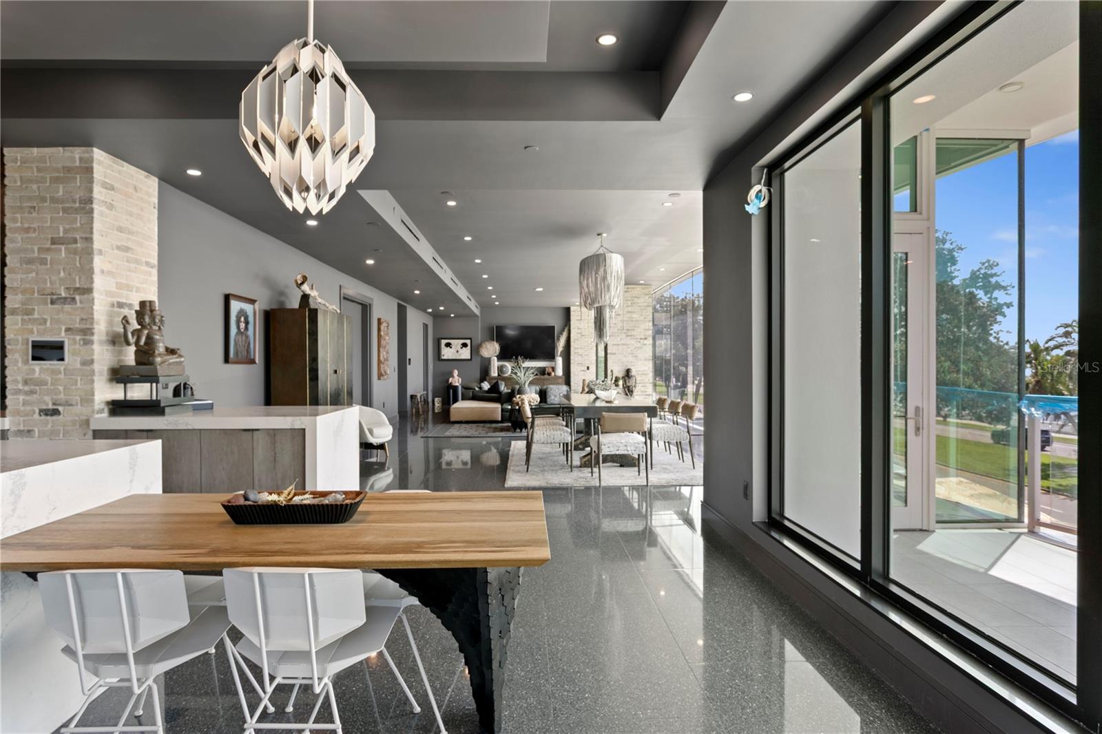 TB8390929 Property Photo