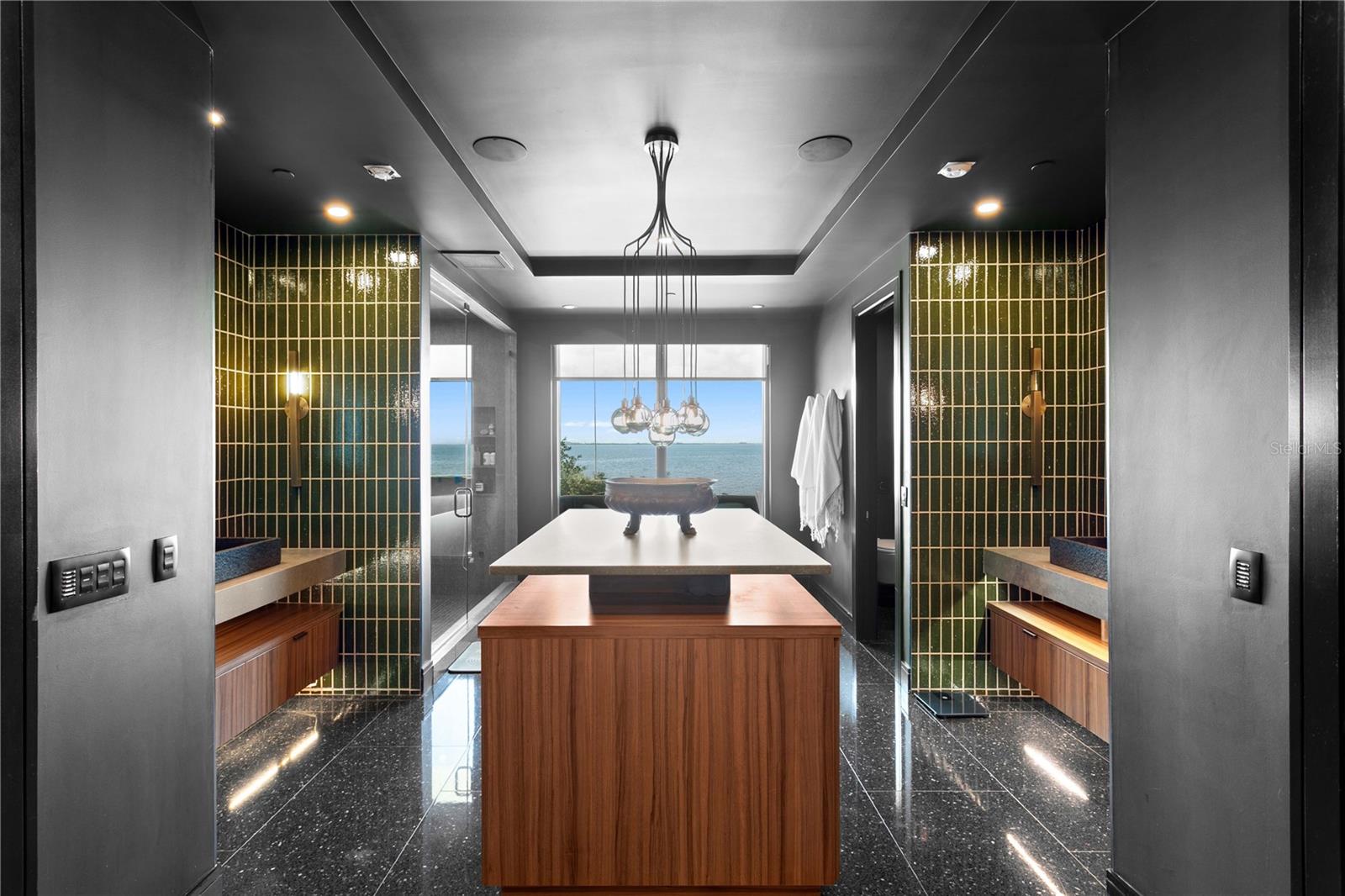 TB8390929 Property Photo