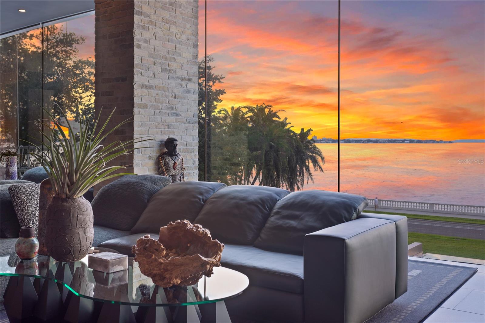 TB8390929 Property Photo