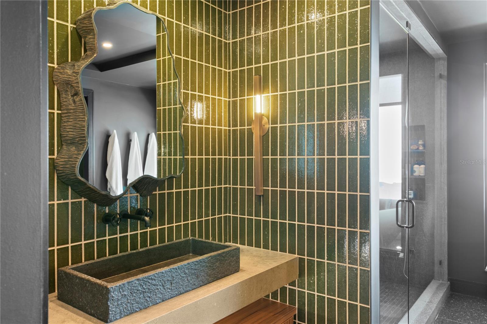 TB8390929 Property Photo