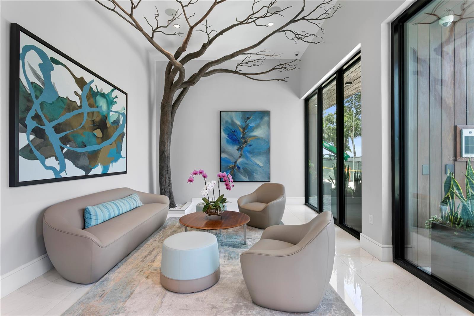 TB8390929 Property Photo