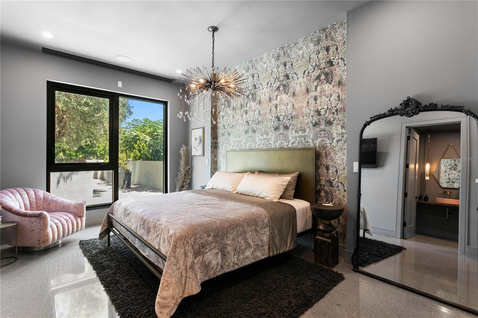 TB8390929 Property Photo