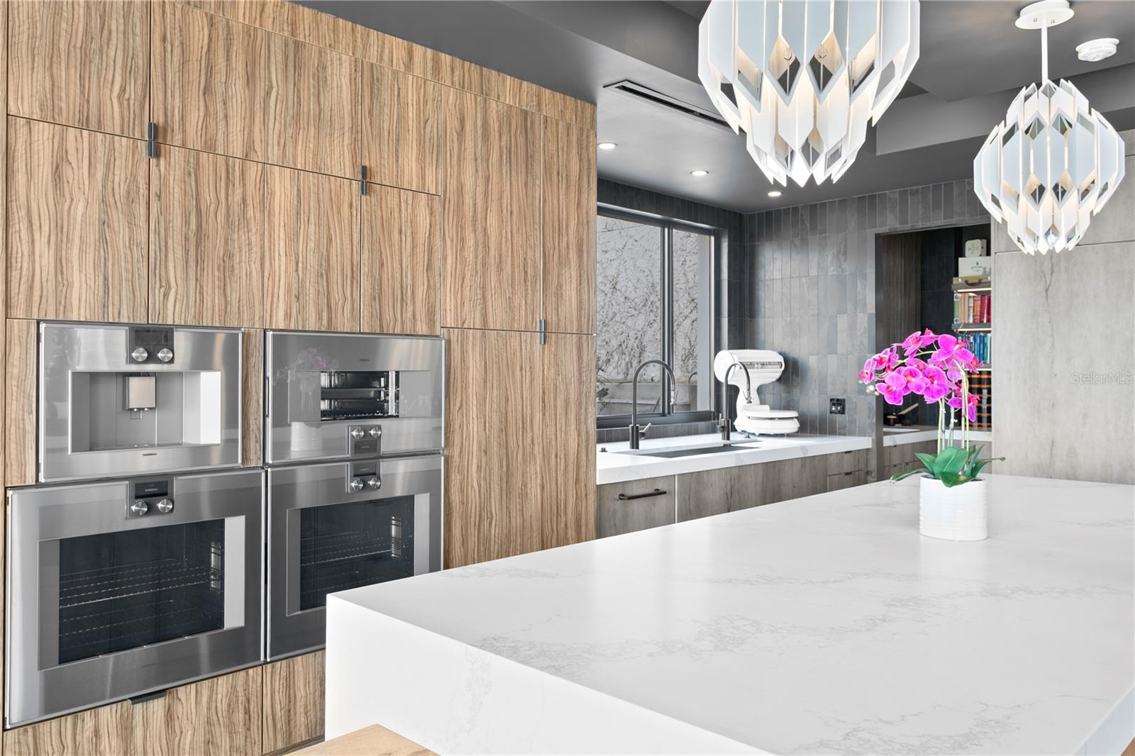 TB8390929 Property Photo