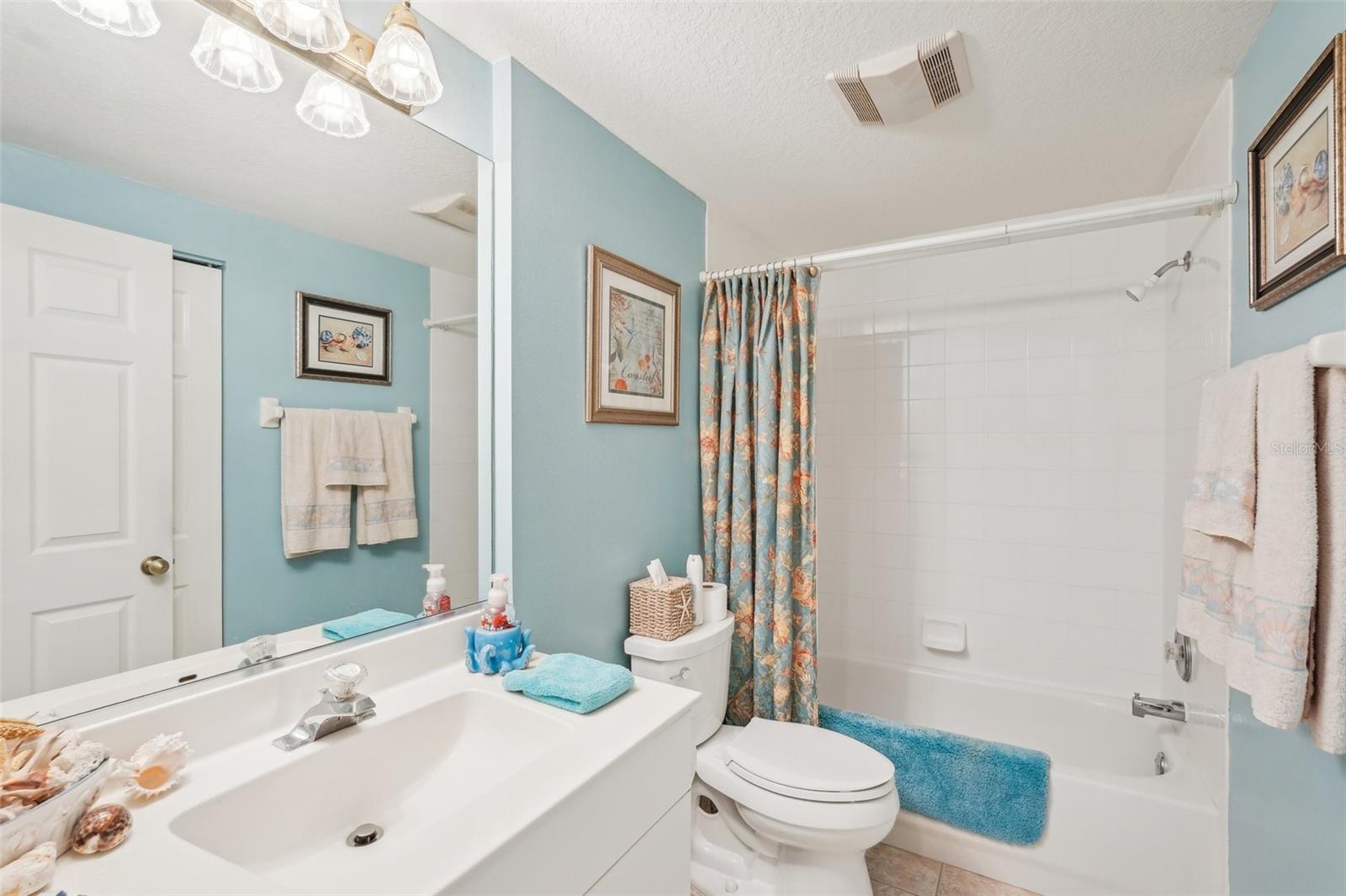 404 LAUREL LAKE DR #101, VENICE, FL, 34292