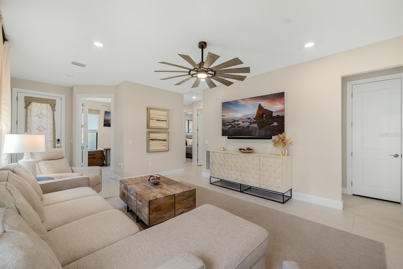 6239 BAYWOOD CT, BRADENTON, FL, 34211