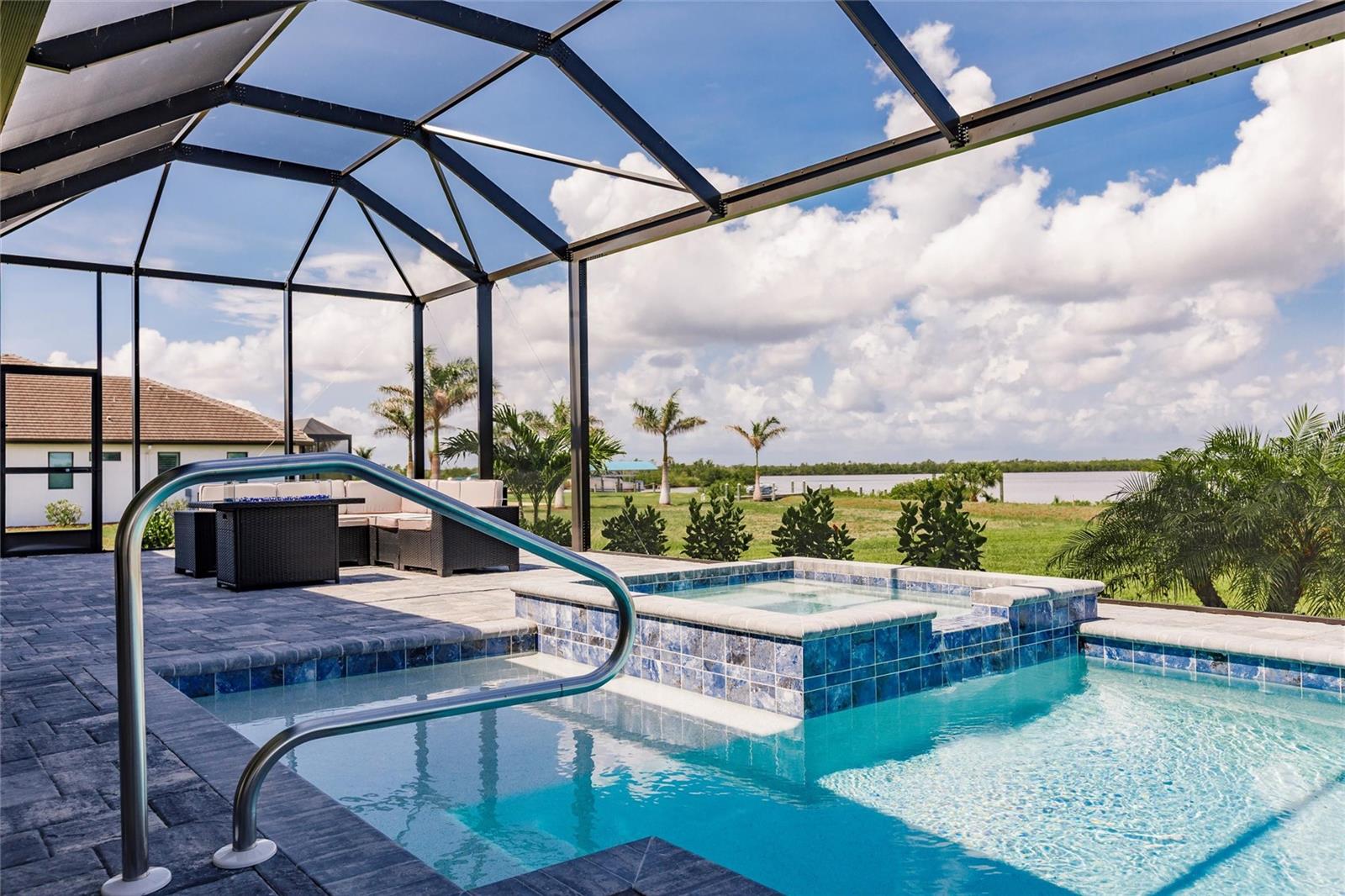 5061 COLLINGSWOOD BLVD, PORT CHARLOTTE, FL, 33948