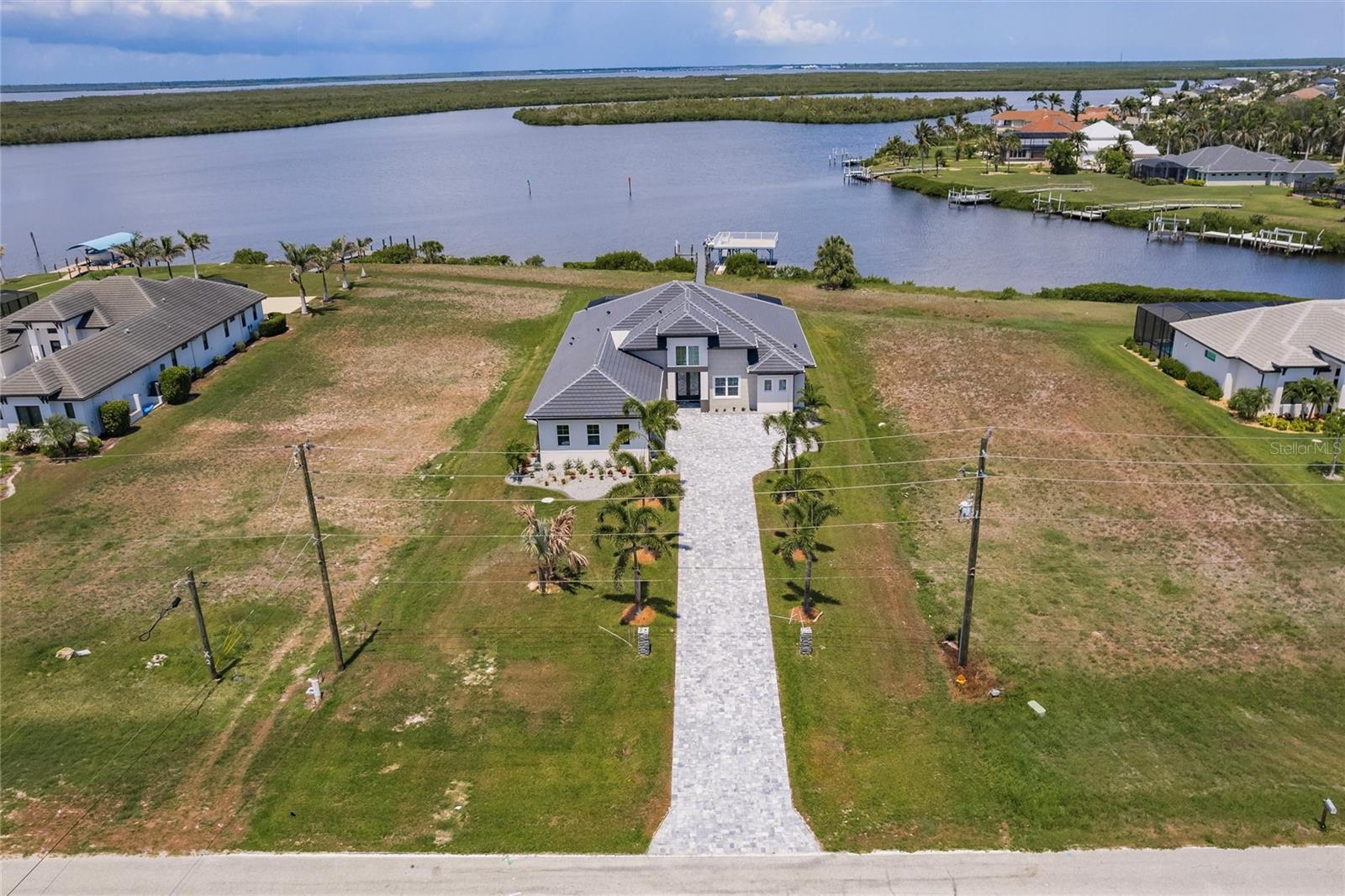 5061 COLLINGSWOOD BLVD, PORT CHARLOTTE, FL, 33948