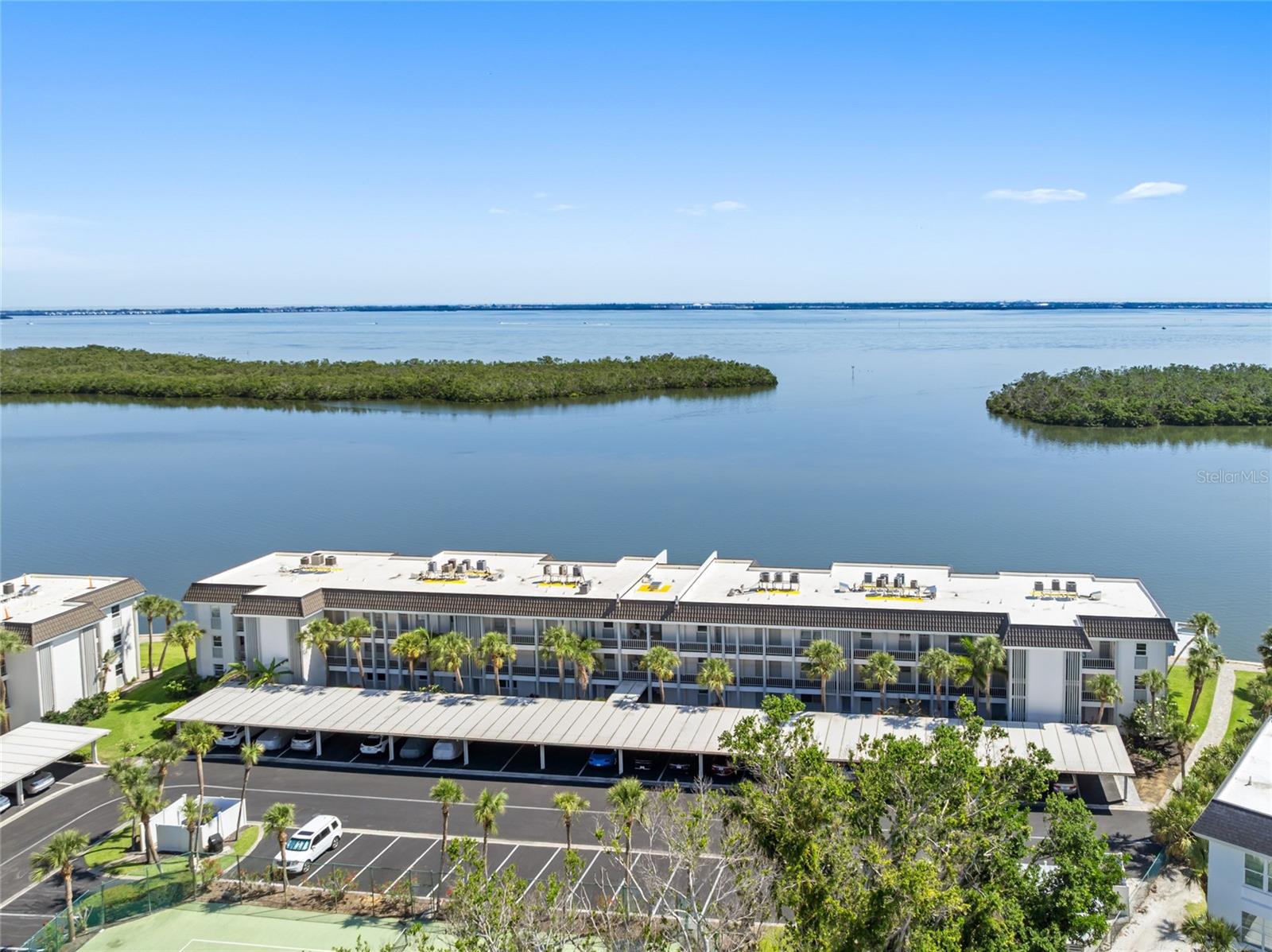 4310 FALMOUTH DR #307, LONGBOAT KEY, FL, 34228