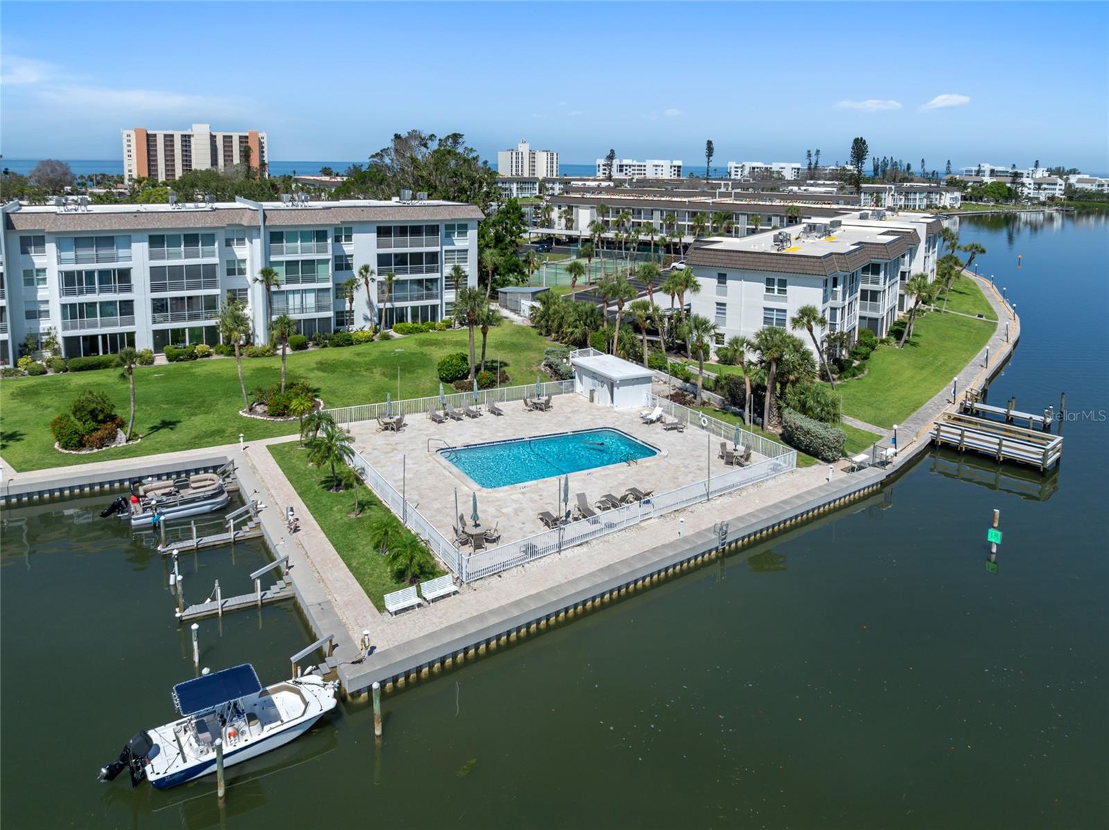 4310 FALMOUTH DR #307, LONGBOAT KEY, FL, 34228