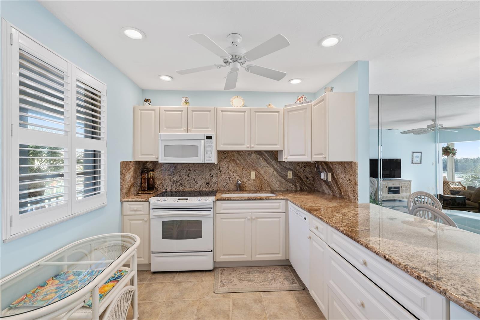 4310 FALMOUTH DR #307, LONGBOAT KEY, FL, 34228