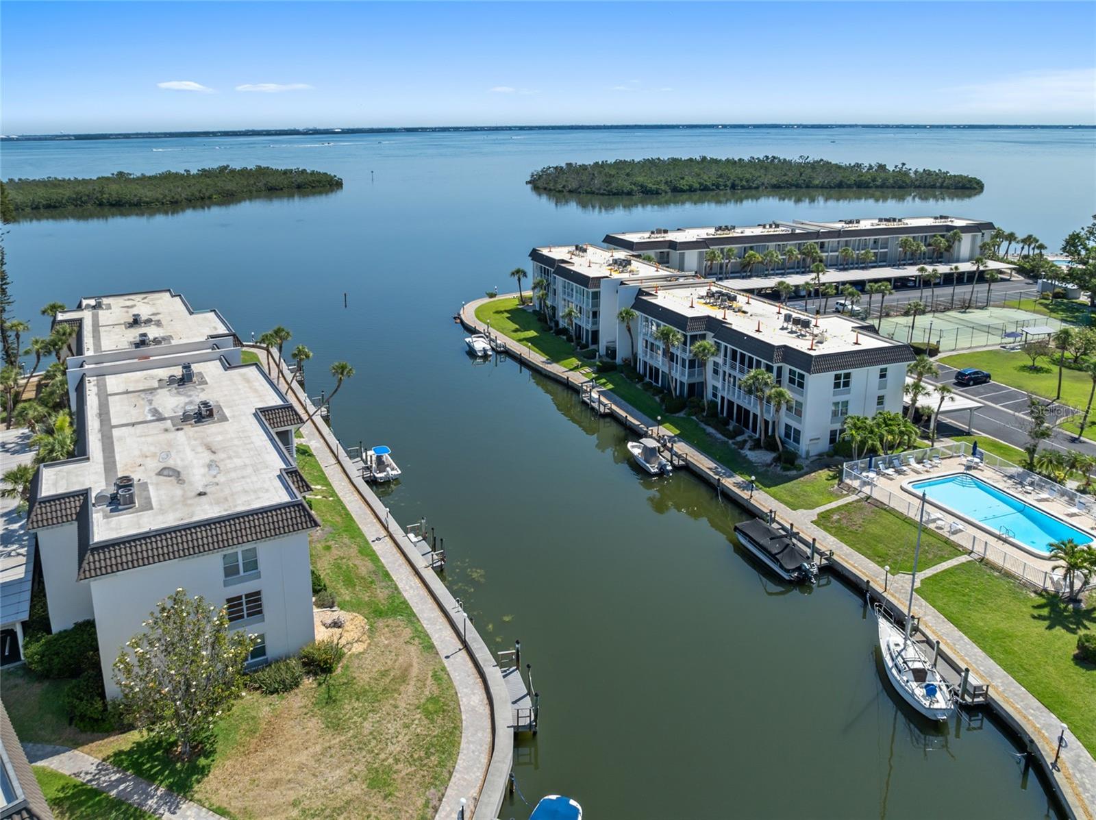 4310 FALMOUTH DR #307, LONGBOAT KEY, FL, 34228