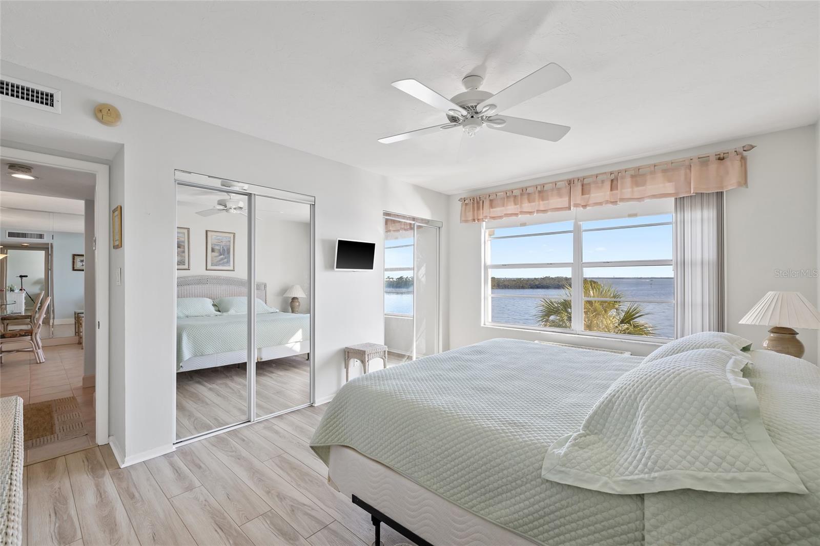 4310 FALMOUTH DR #307, LONGBOAT KEY, FL, 34228