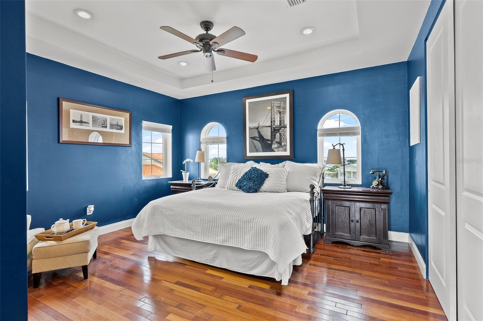 TB8391162 Property Photo