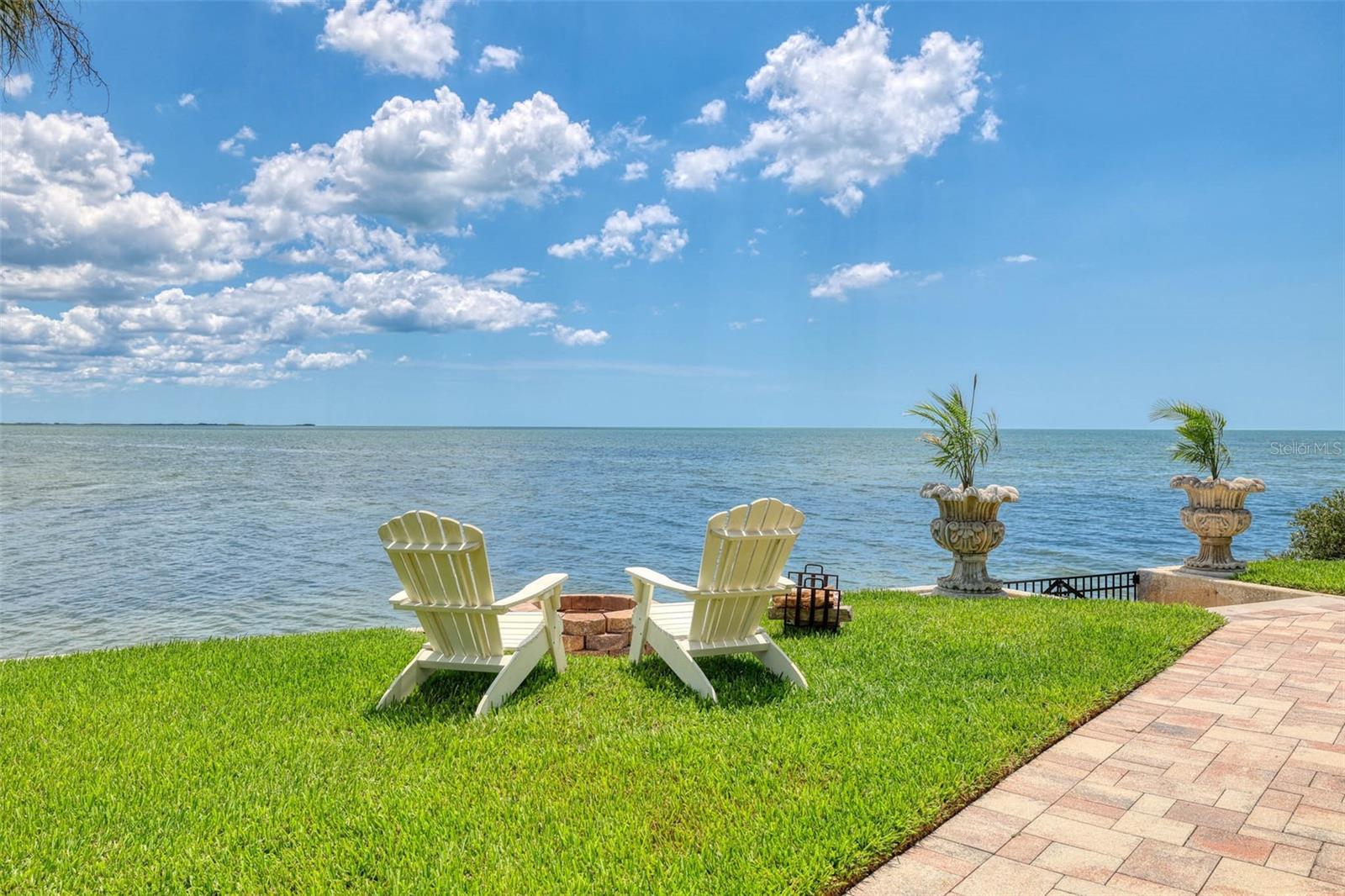 TB8391162 Property Photo