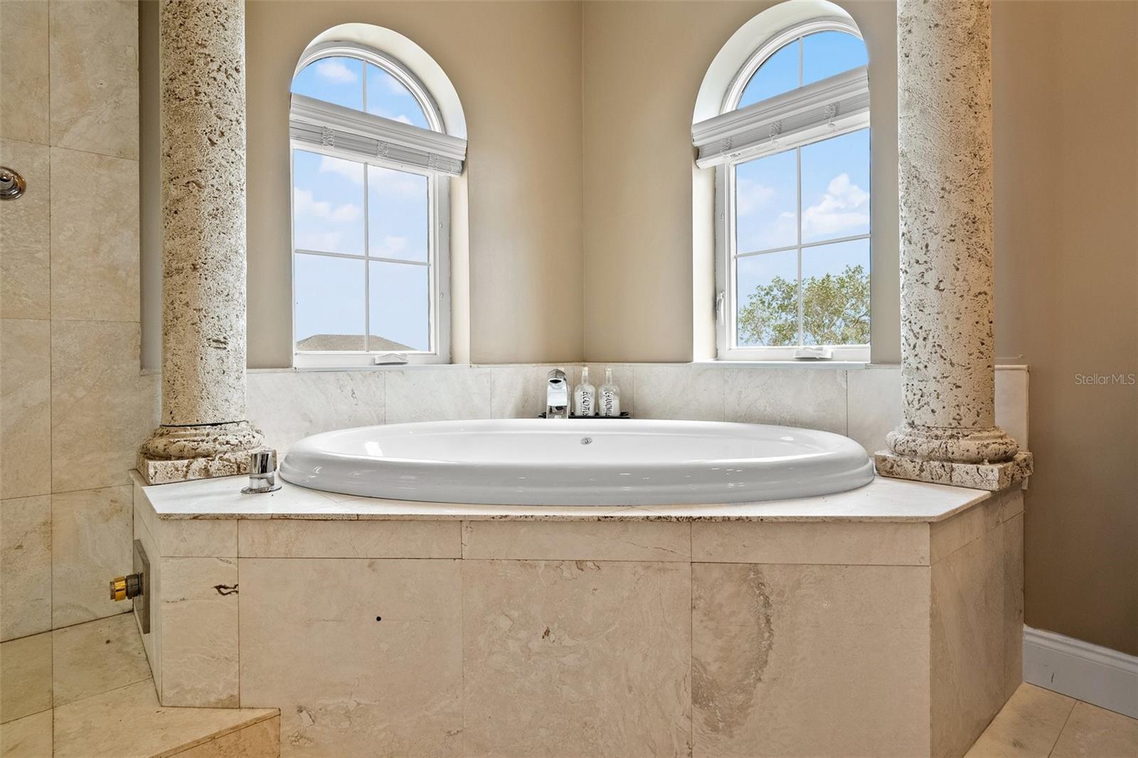 TB8391162 Property Photo