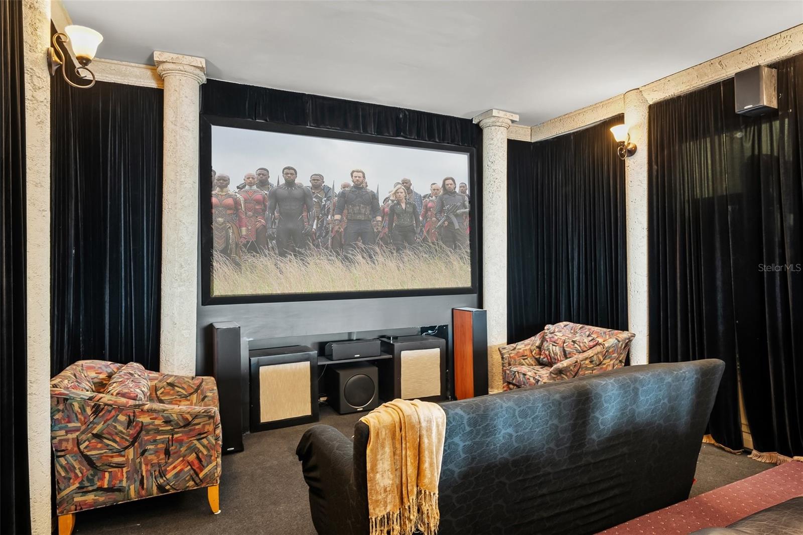 TB8391162 Property Photo