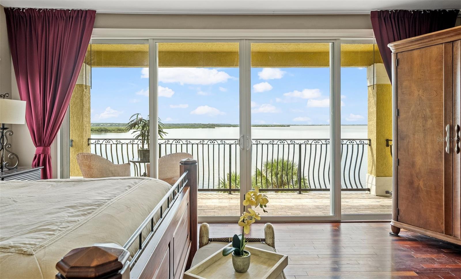 TB8391162 Property Photo