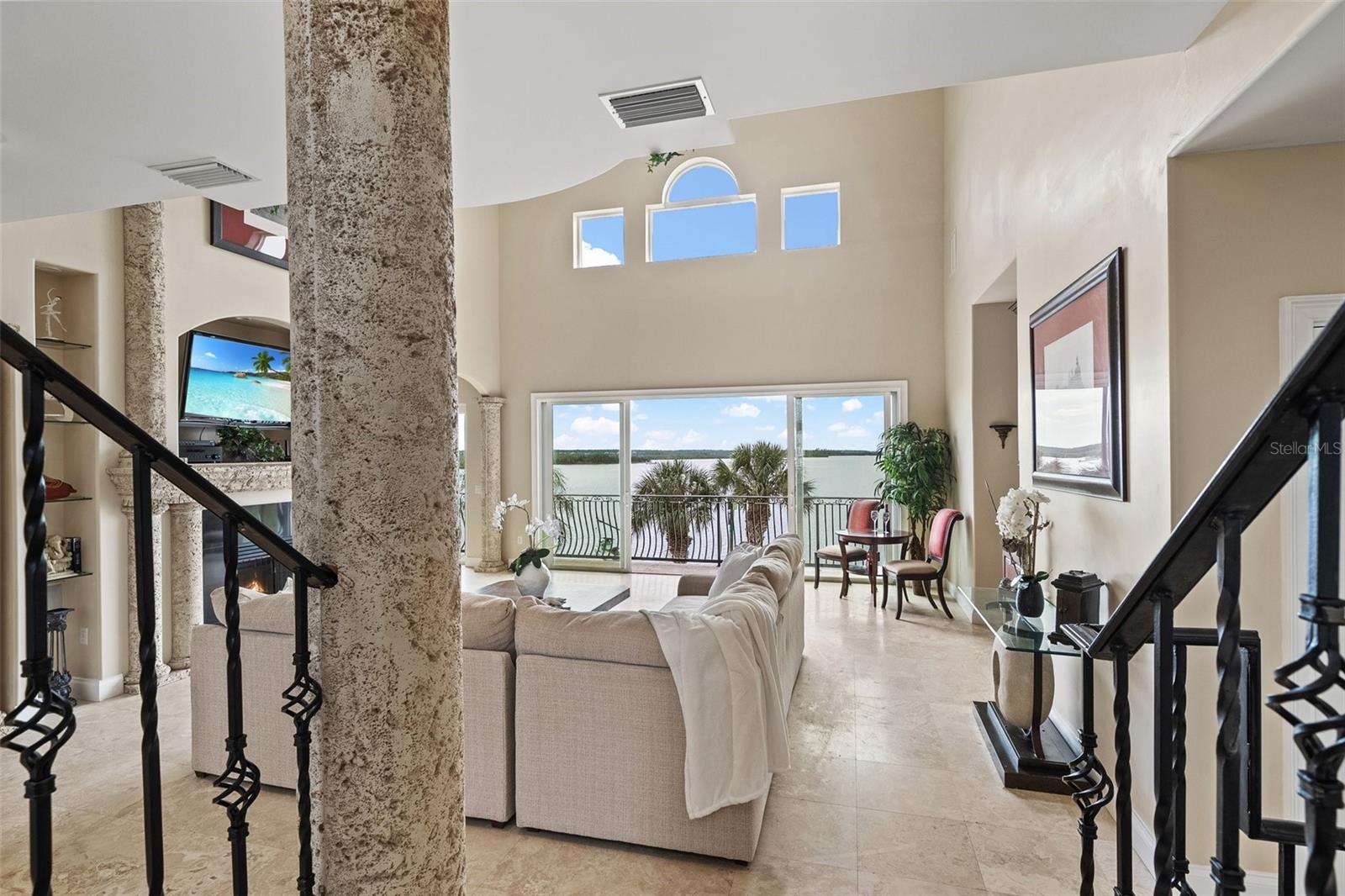 TB8391162 Property Photo