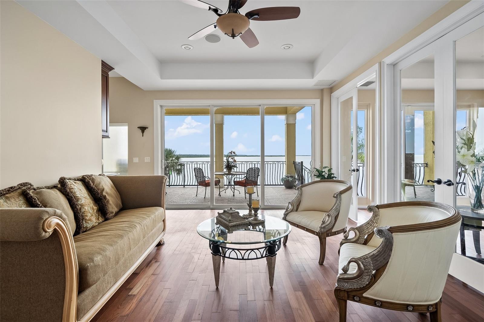 TB8391162 Property Photo