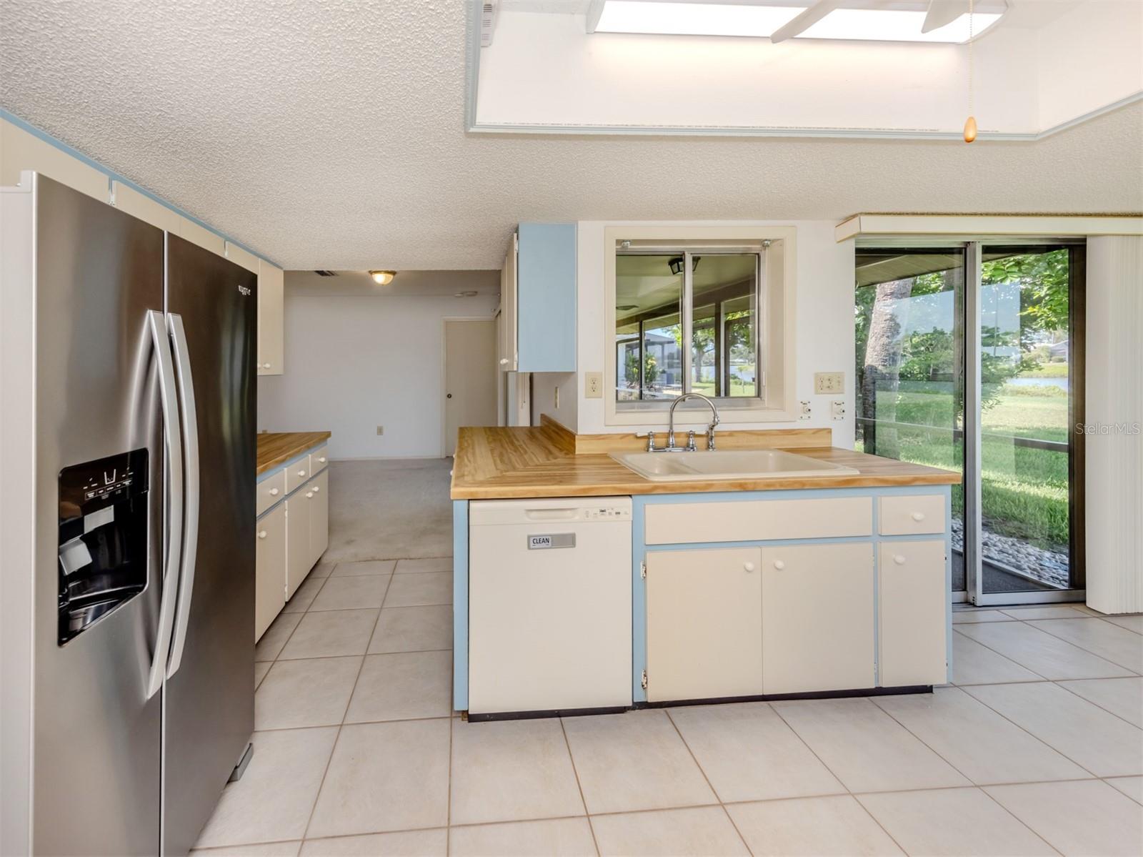 1240 LUCAYA AVE, VENICE, FL, 34285