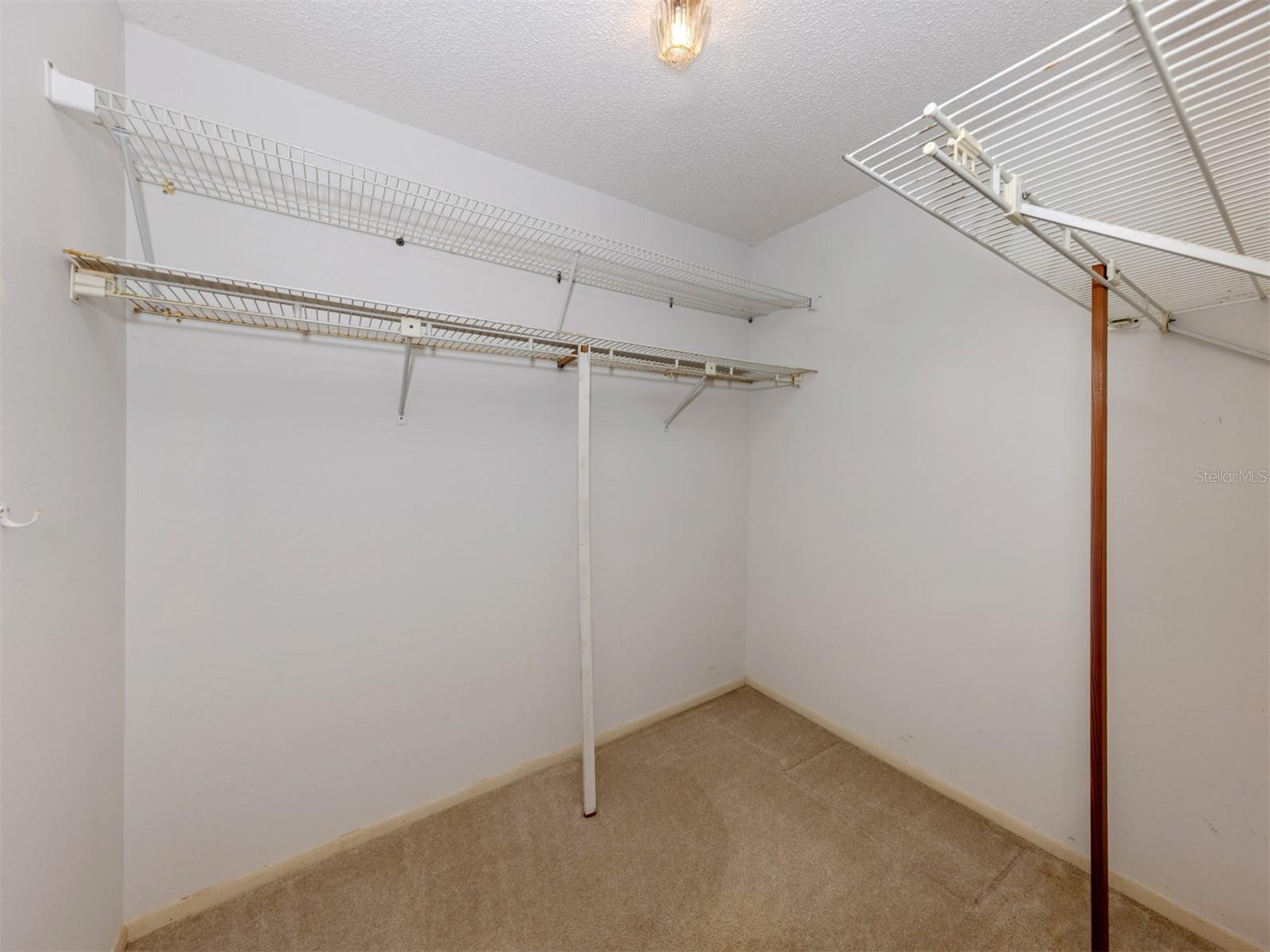 1240 LUCAYA AVE, VENICE, FL, 34285