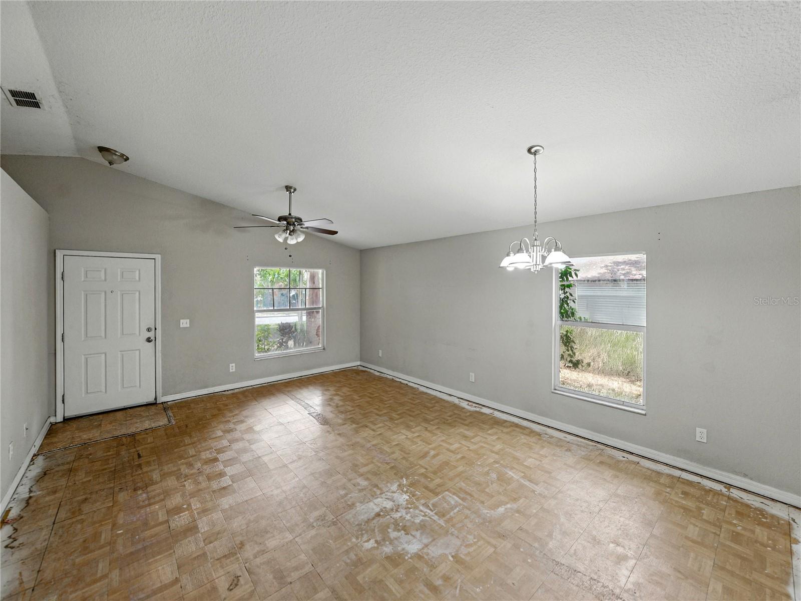 829 N LAKE AVE, LAKELAND, FL, 33801