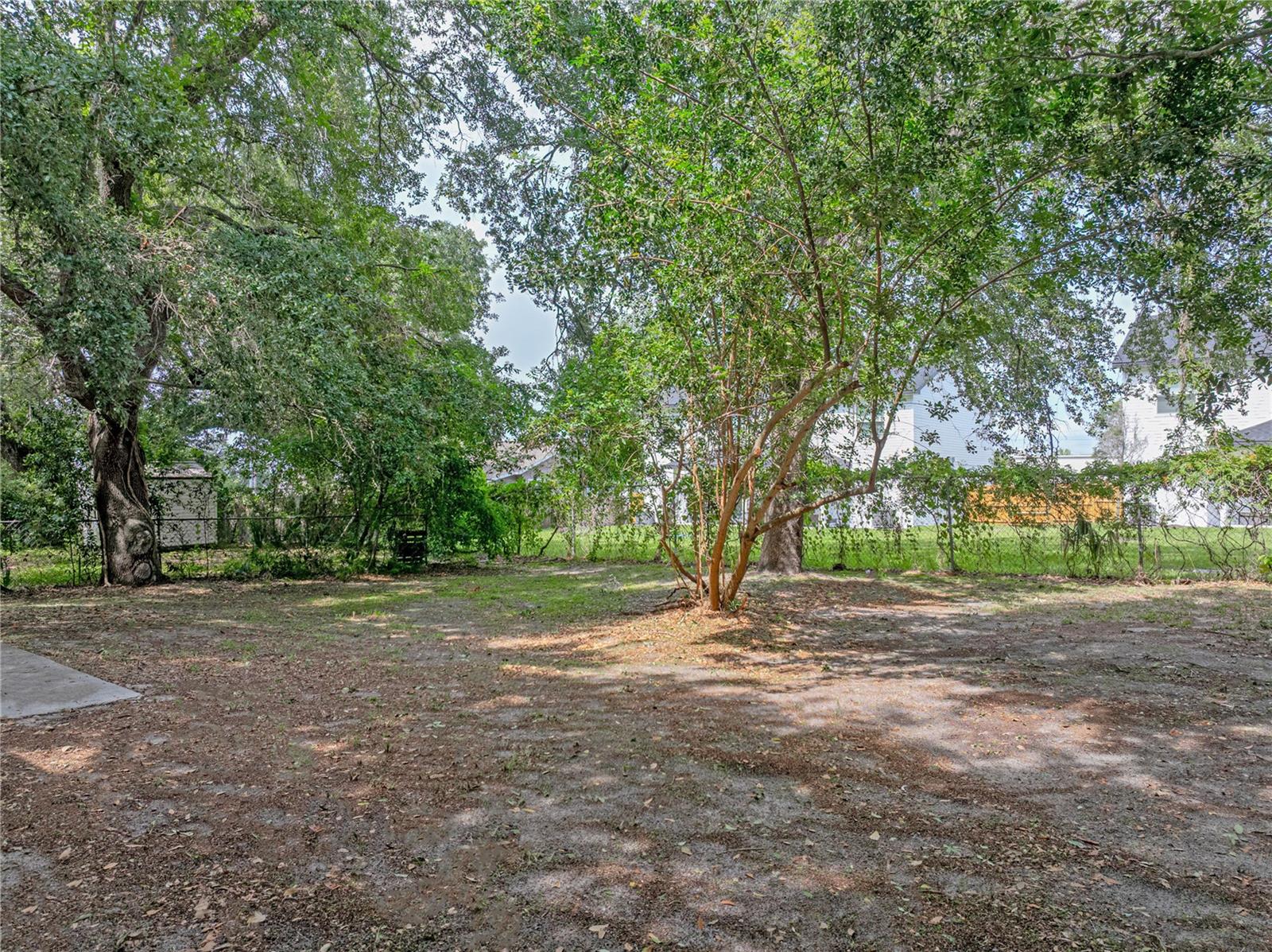 829 N LAKE AVE, LAKELAND, FL, 33801