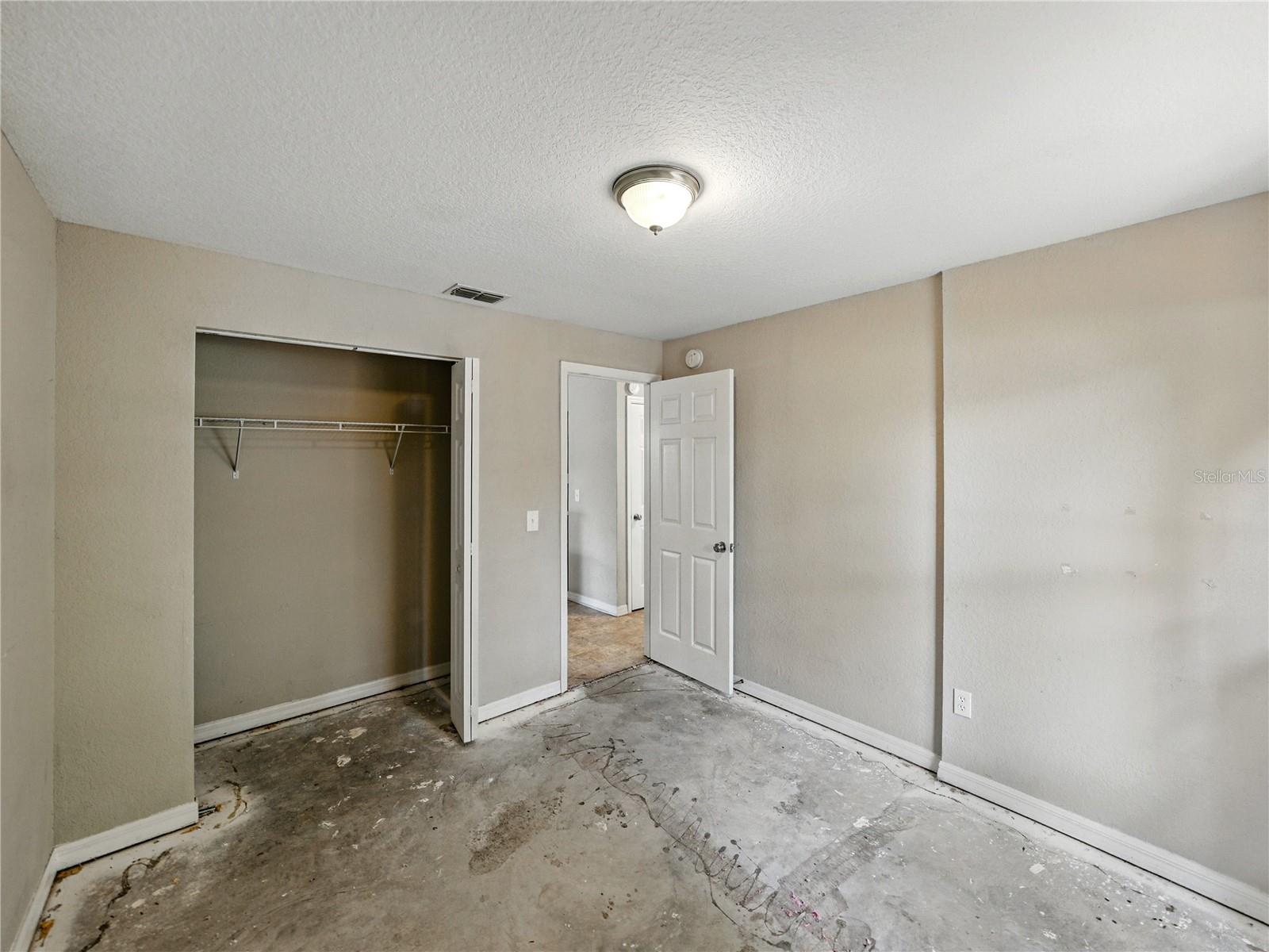 829 N LAKE AVE, LAKELAND, FL, 33801