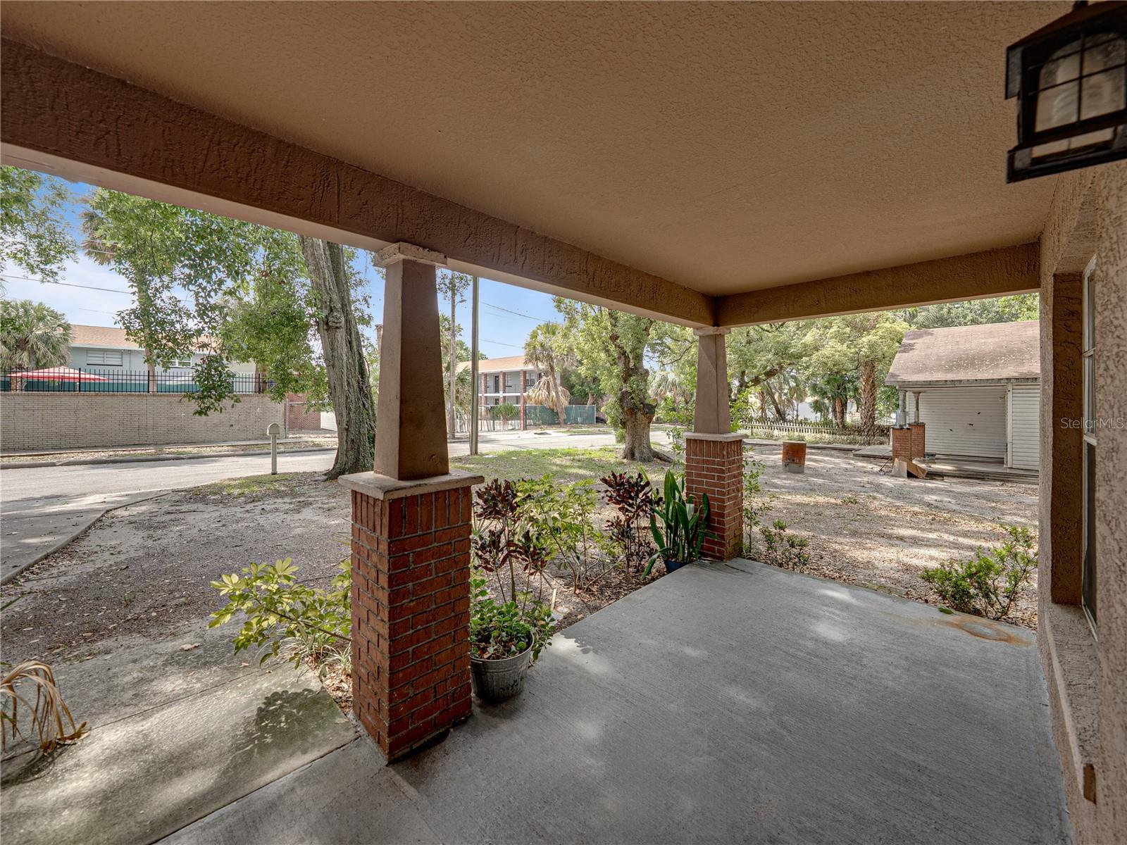 829 N LAKE AVE, LAKELAND, FL, 33801