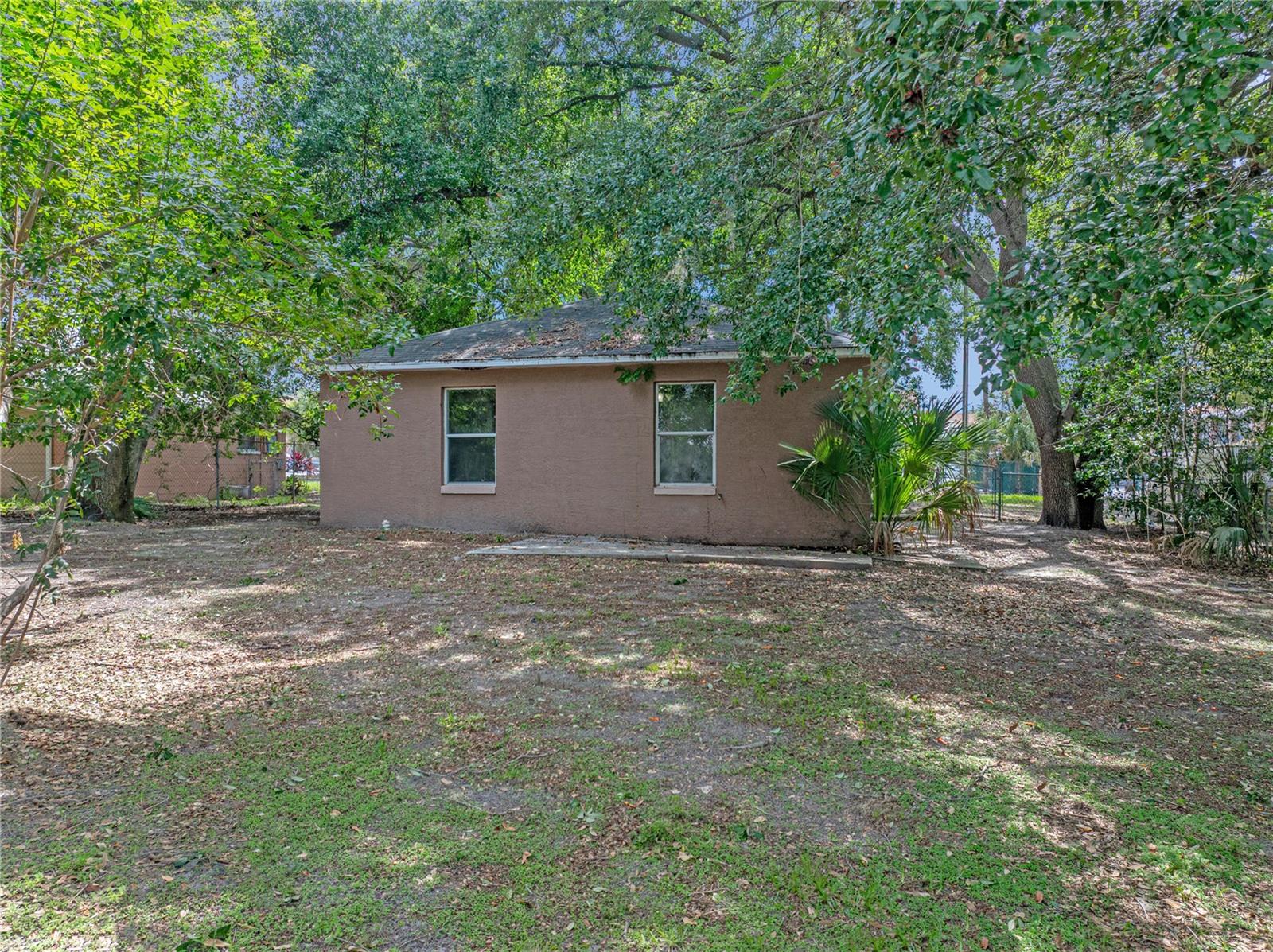 829 N LAKE AVE, LAKELAND, FL, 33801