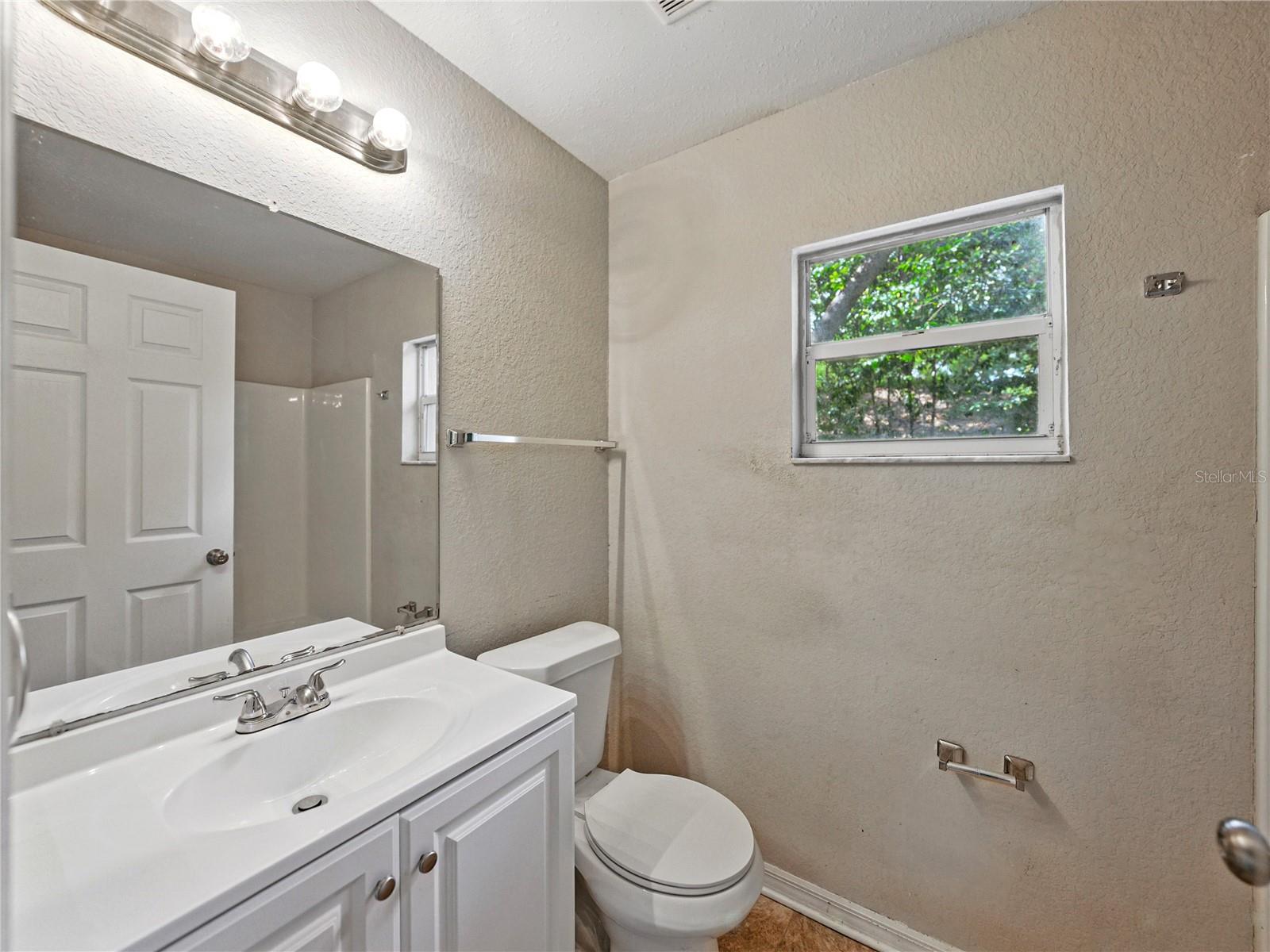 829 N LAKE AVE, LAKELAND, FL, 33801