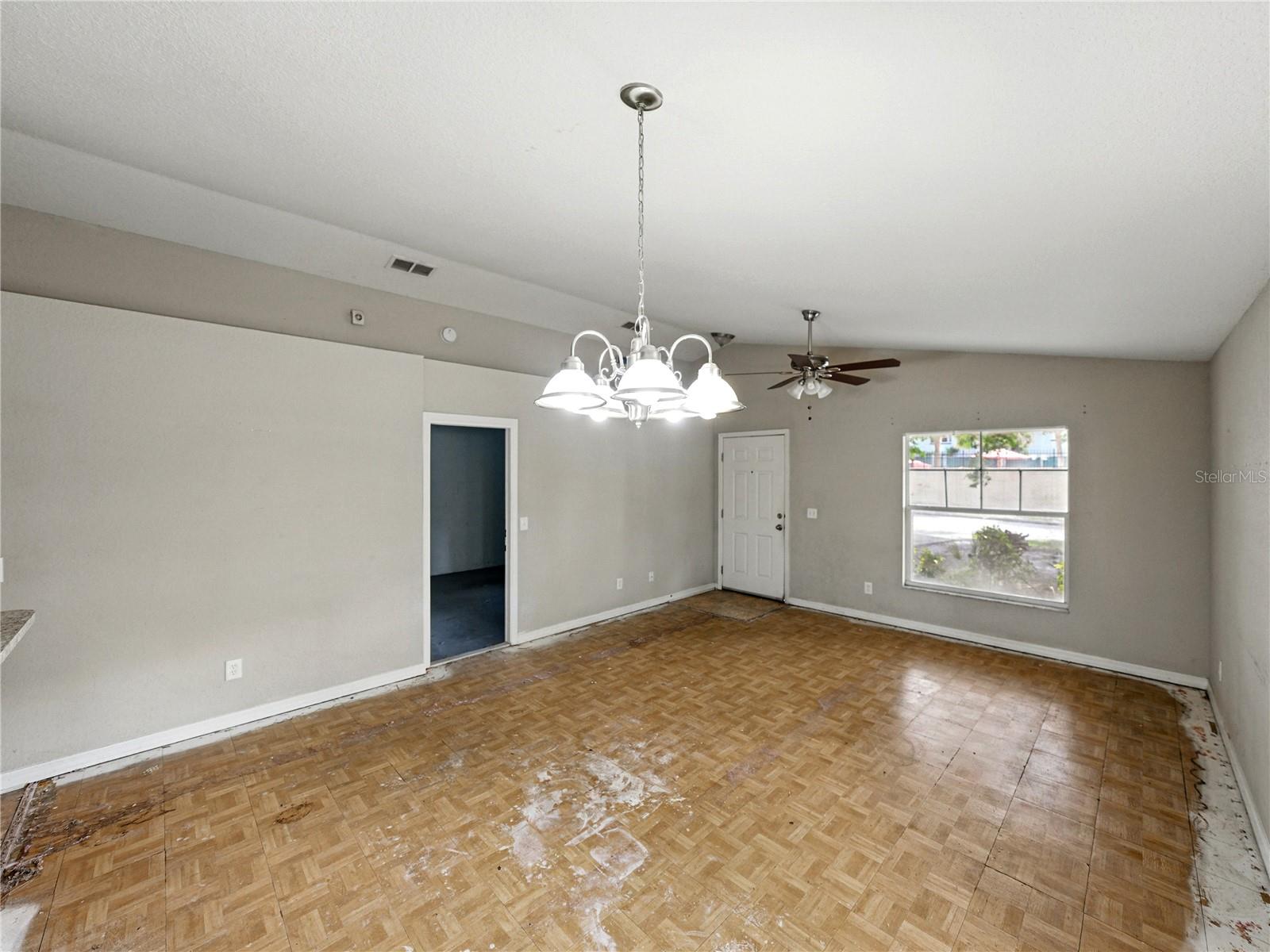 829 N LAKE AVE, LAKELAND, FL, 33801