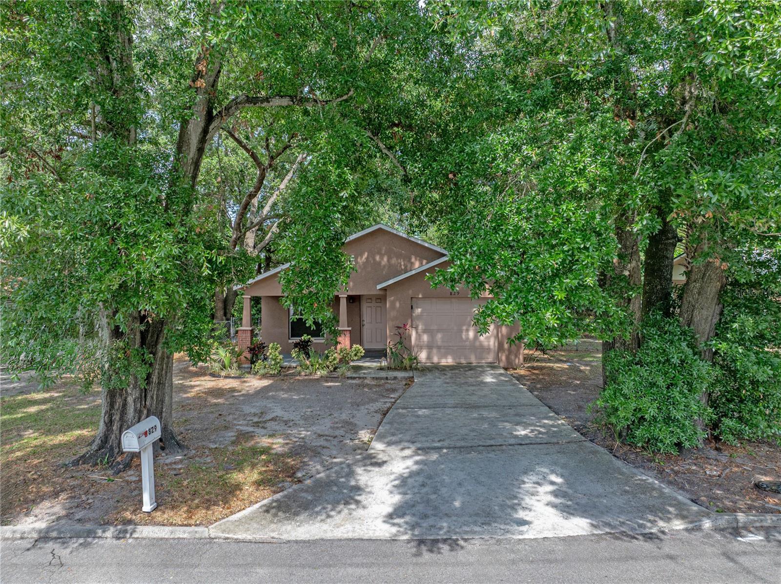 829 N LAKE AVE, LAKELAND, FL, 33801