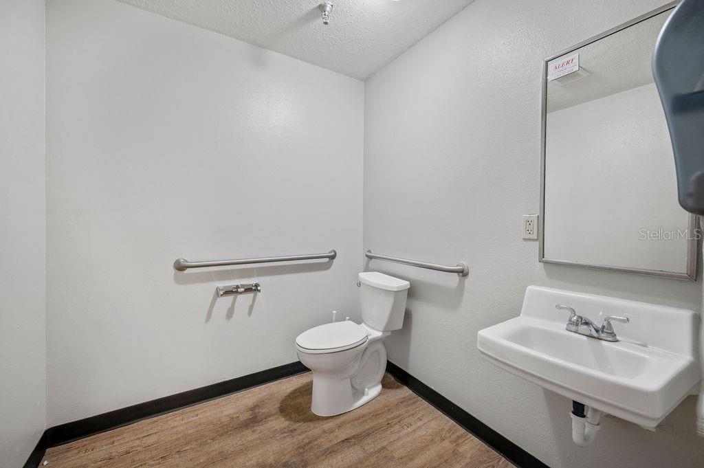 1225 N COMBEE RD, LAKELAND, FL, 33801