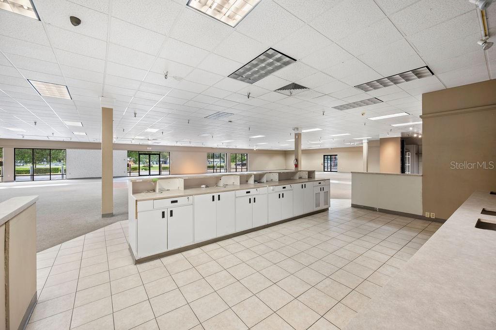 1225 N COMBEE RD, LAKELAND, FL, 33801