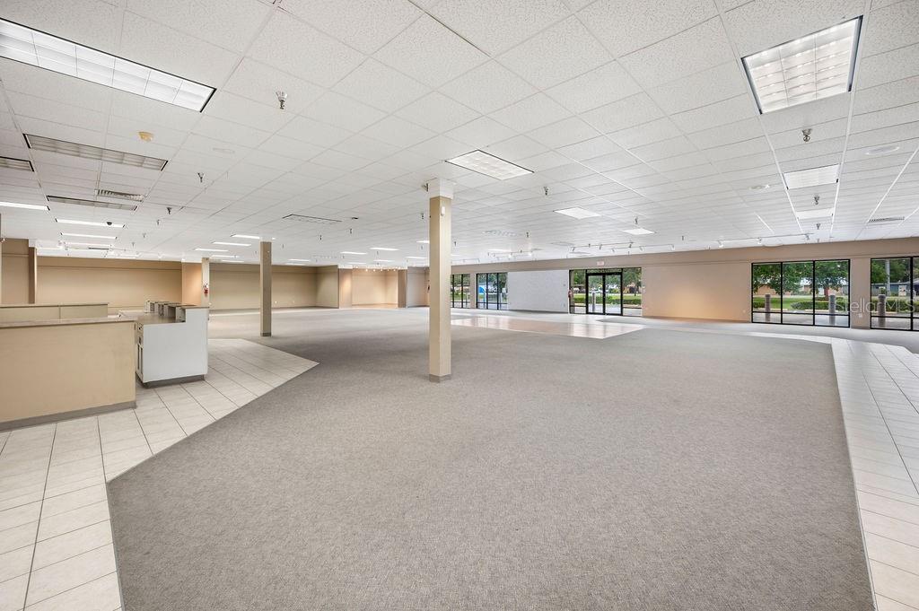 1225 N COMBEE RD, LAKELAND, FL, 33801