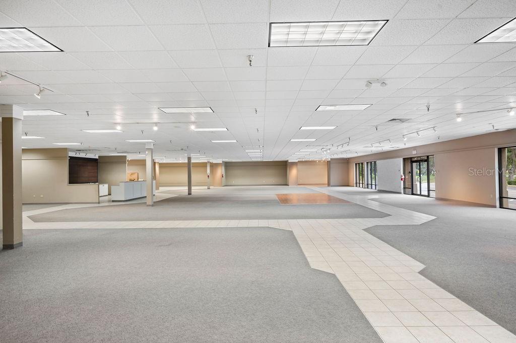 1225 N COMBEE RD, LAKELAND, FL, 33801