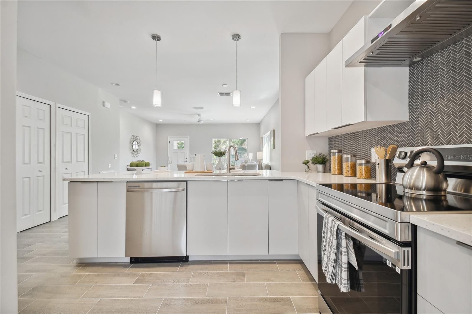 6433 WERNER AVE, NEW PORT RICHEY, FL, 34652