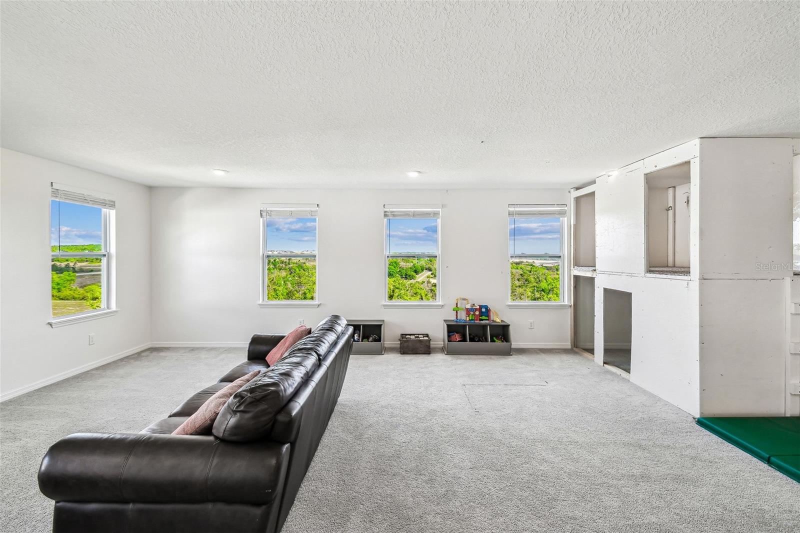 2350 GOLD DUST DR, CLERMONT, FL, 34715