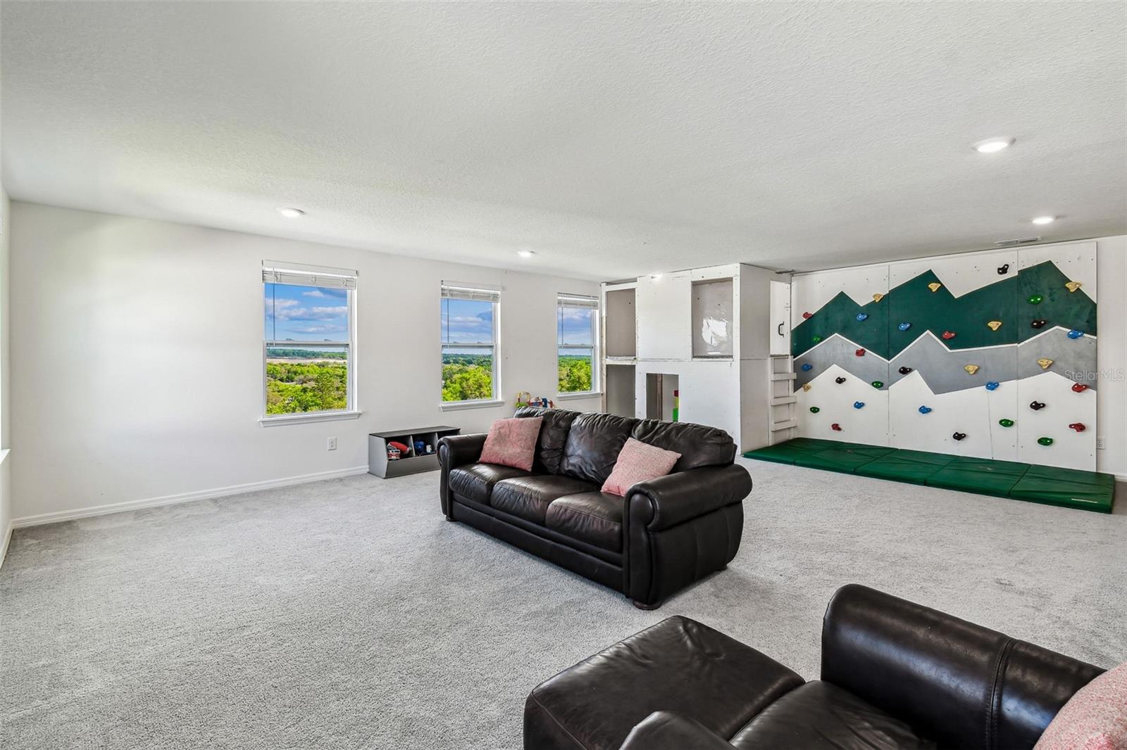 2350 GOLD DUST DR, CLERMONT, FL, 34715