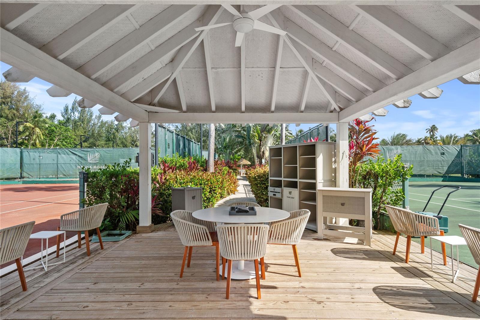 PR9113943 Property Photo